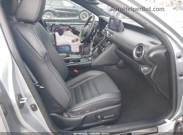 JTHGZ1B28N5054485 2022 LEXUS IS 350 Gray წინა სალონის ხედი