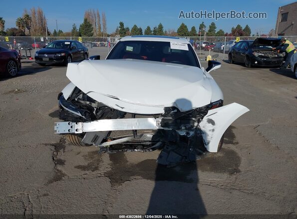 JTHGZ1B28P5068311 2023 LEXUS IS 350 White Widok z przodu