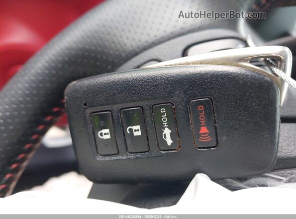 JTHGZ1B2XP5066852 2023 LEXUS IS 350 Белый Вид панели приборов
