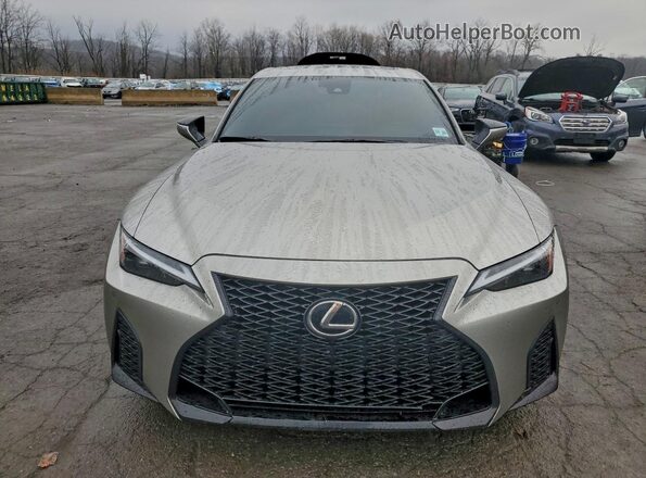 JTHGZ1E27P5032072 2023 LEXUS IS Серебряный Вид спереди