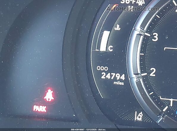 JTHGZ1E29N5025895 2022 LEXUS IS 350 Blue Հետևի նստատեղերի տեսք