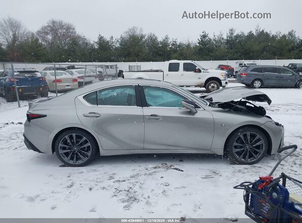 JTHGZ1E2XP5030378 2023 LEXUS IS 350 Gold Widok wnętrza z tyłu