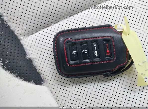 JTHGZ1E2XP5030378 2023 LEXUS IS 350 Gold Widok deski rozdzielczej