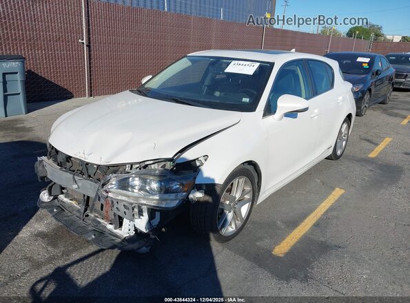 JTHKD5BH6H2288876 2017 LEXUS CT 200H White 