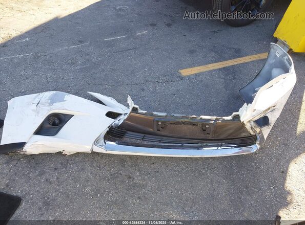 JTHKD5BH6H2288876 2017 LEXUS CT 200H White 