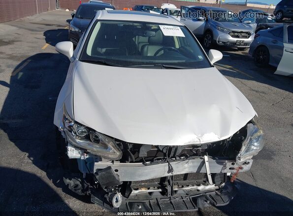 JTHKD5BH6H2288876 2017 LEXUS CT 200H White 