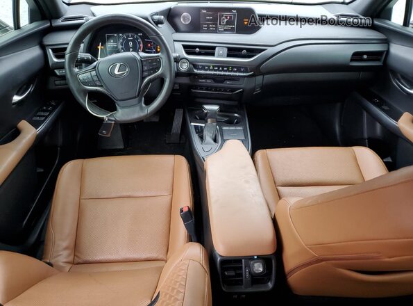 JTHP3JBH2L2024807 2020 LEXUS UX Черный Вид панели приборов