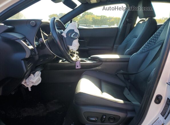 JTHP9JBH2N2055119 2022 LEXUS UX White Vista interior delantera