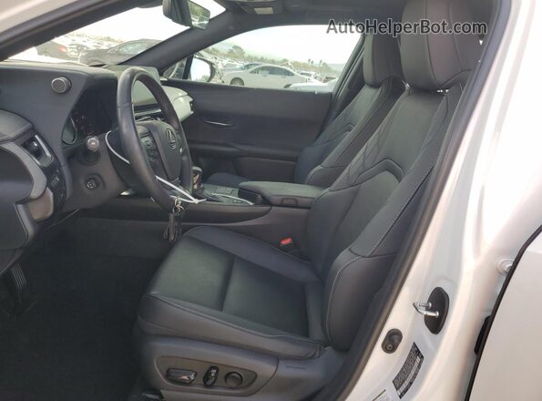 JTHP9JBH2P2070223 2023 LEXUS UX White Widok wnętrza z przodu