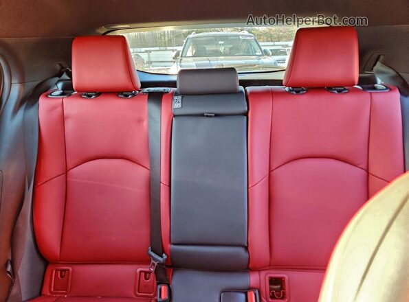 JTHR9JBH3P2065833 2023 LEXUS UX Silver Widok tylnych siedzeń