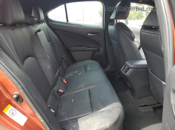 JTHU9JBH3K2000533 2019 LEXUS UX Orange უკანა სავარძლების ხედი