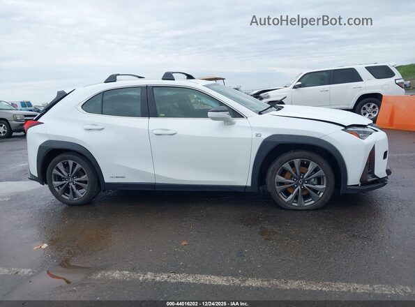 JTHU9JBH6K2011395 2019 LEXUS UX 250H White 360 interior view