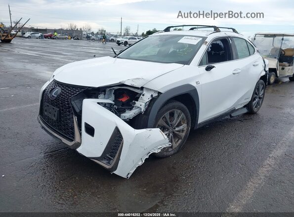 JTHU9JBH6K2011395 2019 LEXUS UX 250H White Front left