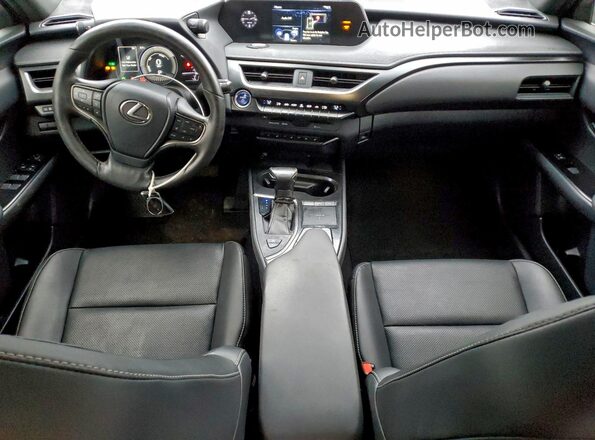 JTHU9JBH7K2015620 2019 LEXUS UX Черный Вид панели приборов