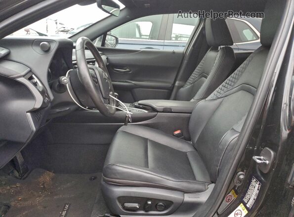 JTHU9JBH7K2015620 2019 LEXUS UX Черный Вид салона спереди