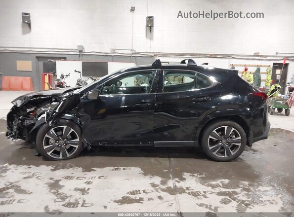 JTHUCJDH9S2006318 2025 LEXUS UX 300H Black Вид задньої частини салону