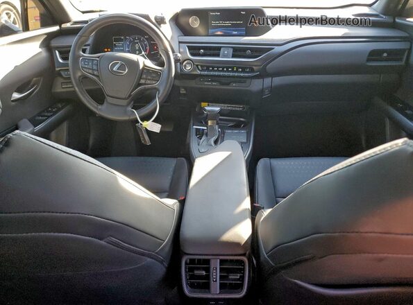 JTHX3JBH4N2054930 2022 LEXUS UX Silver Dashboard view