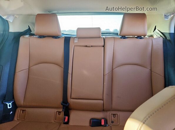 JTHX3JBH8N2049505 2022 LEXUS UX Silver Հետևի նստատեղերի տեսք
