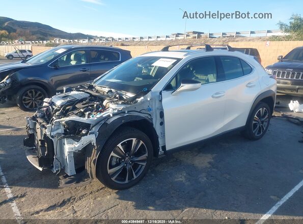JTHX6JBH0R2190243 2024 LEXUS UX 250H White 