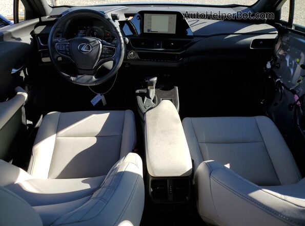 JTHX6JBH9R2193769 2024 LEXUS UX Silver წინა პანელის ხედი