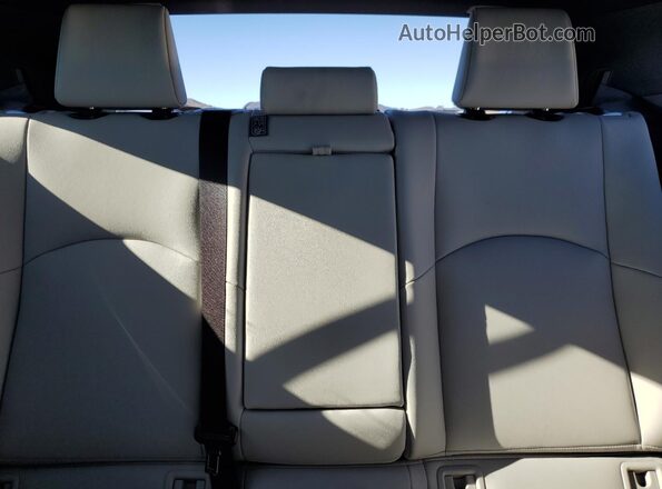JTHX6JBH9R2193769 2024 LEXUS UX Silver უკანა სავარძლების ხედი