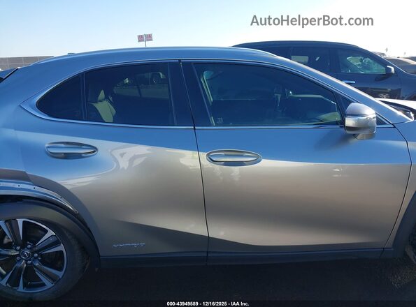 JTHX9JBH4M2042337 2021 LEXUS UX 250H Silver Vista interior trasera