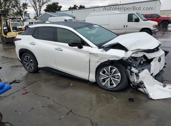 JTJAAAAB6SA030816 2025 LEXUS RZ White Delantero derecho