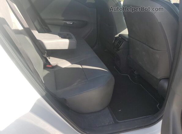 JTJAAAAB8RA024140 2024 LEXUS RZ Белый Вид задней части салона