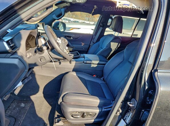 JTJAB7CX7P4032251 2023 LEXUS LX Черный Вид салона спереди