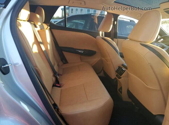 JTJABABB5RA005198 2024 LEXUS RZ Silver Widok wnętrza z tyłu