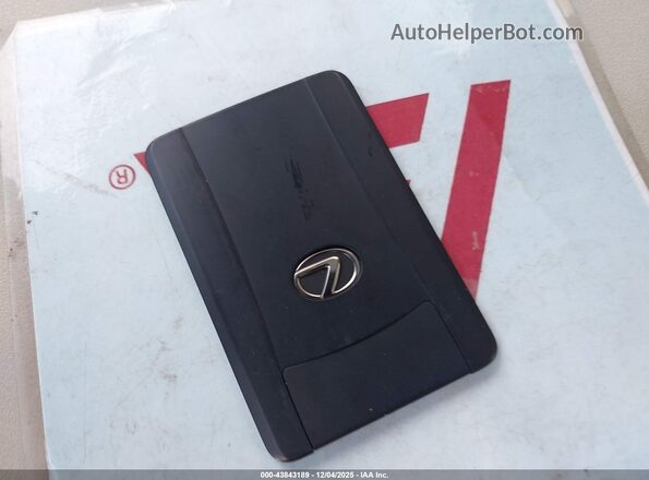 JTJABABB6RA005582 2024 LEXUS RZ 300E Silver Առջևի վահանակի տեսք