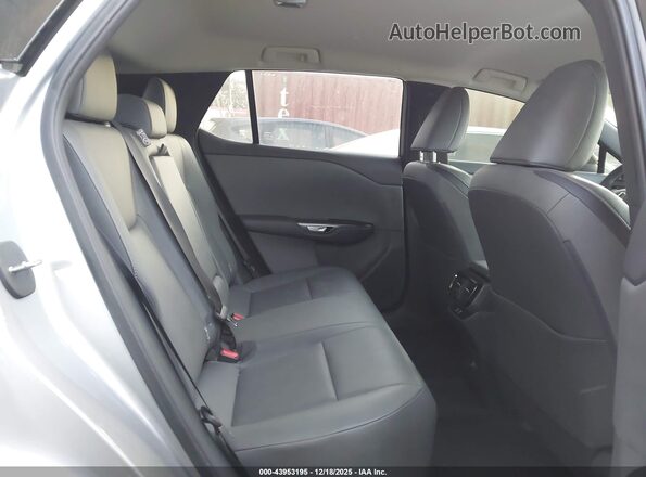 JTJABABB8SA008201 2025 LEXUS RZ 300E Silver Widok naklejki z numerem VIN