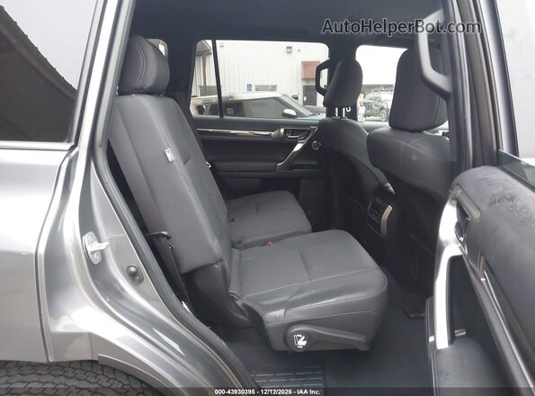 JTJAM7BX4P5377419 2023 LEXUS GX 460 Gray VIN կոդի պիտակի տեսք