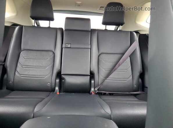 JTJBARBZ9G2056441 2016 LEXUS NX Silver Widok tylnych siedzeń
