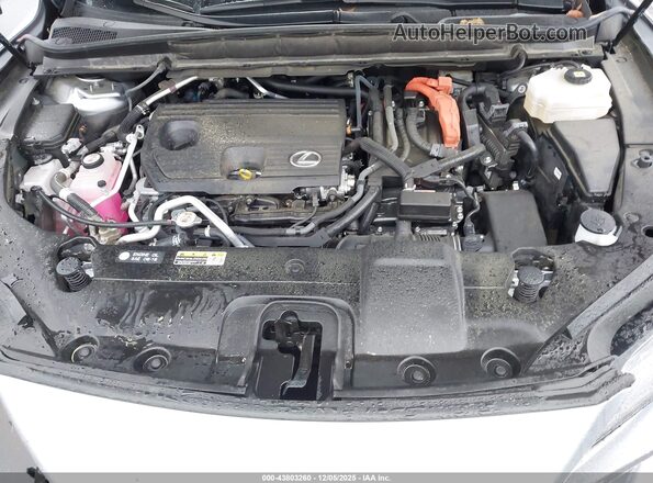 JTJCJMGA0R2015144 2024 LEXUS RX 450H+ Silver Rear view