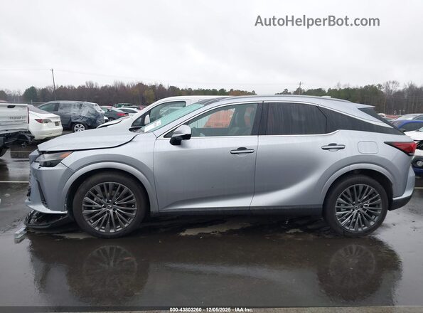 JTJCJMGA0R2015144 2024 LEXUS RX 450H+ Silver 360 interior view