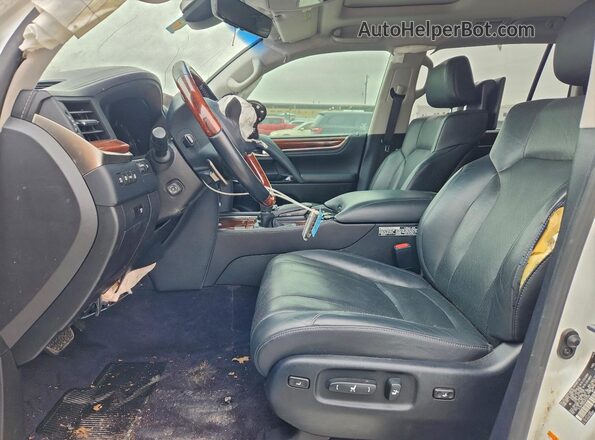 JTJHY7AX2H4231998 2017 LEXUS LX White Widok wnętrza z przodu