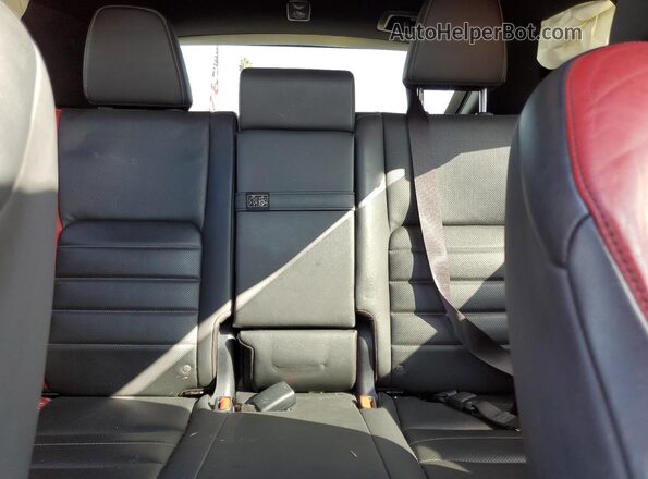 JTJSARBZ7M2194636 2021 LEXUS NX White Vista de los asientos traseros