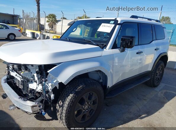 JTJTBCDX0R5030239 2024 LEXUS GX 550 Белый Передняя левая четверть