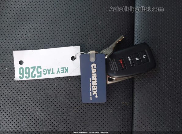 JTJYARBZ0K2146824 2019 LEXUS NX 300 Silver Widok deski rozdzielczej