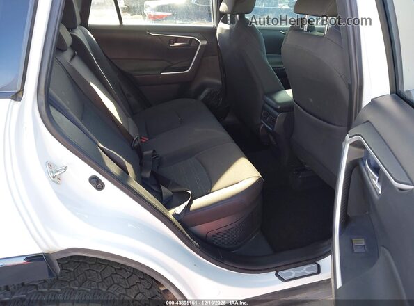 JTM16RFV1RJ044803 2024 TOYOTA RAV4 HYBRID White Widok naklejki z numerem VIN