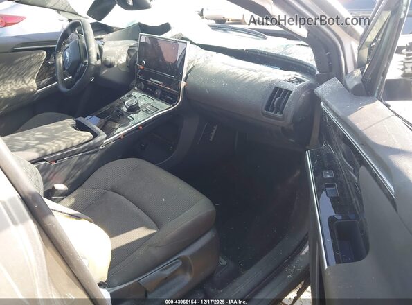 JTMABABA0RA068896 2024 SUBARU SOLTERRA Gray Widok wnętrza z przodu
