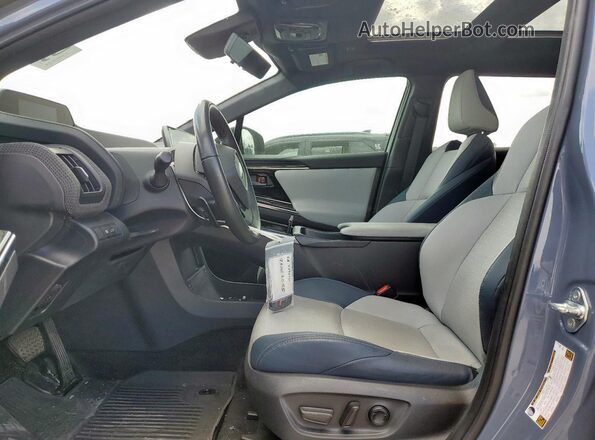 JTMABABA6PA003600 2023 SUBARU SOLTERRA Синий Вид салона спереди