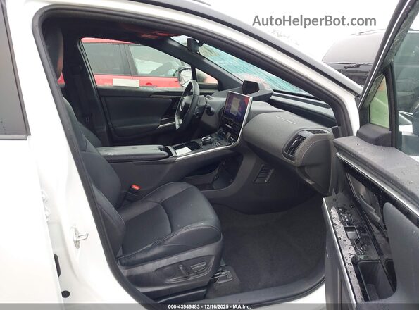 JTMABABA9RA055158 2024 SUBARU SOLTERRA White წინა სალონის ხედი