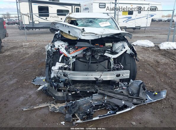 JTMBDAFCOTJ001099 2026 SUBARU SOLTERRA White Առջևի վահանակի տեսք
