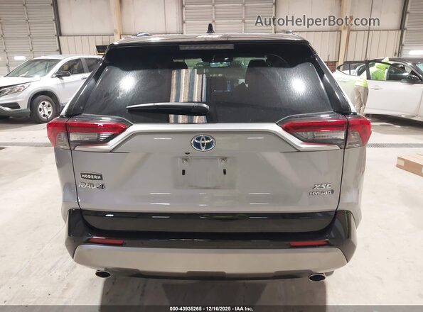 JTME6RFV1RD560675 2024 TOYOTA RAV4 HYBRID Silver 