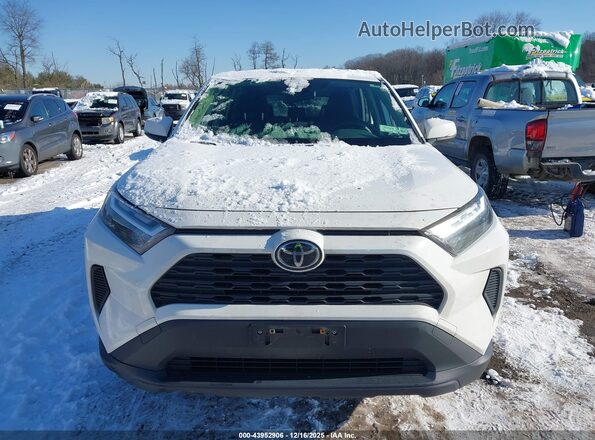 JTMG1RFV2PD094260 2023 TOYOTA LE White Вид панелі приладів