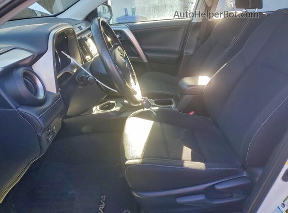 JTMRFREV1GD179098 2016 TOYOTA LE White Widok wnętrza z przodu