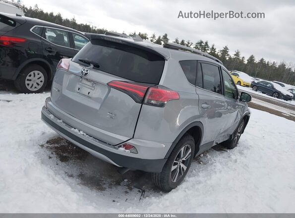 JTMRFREV9JJ212082 2018 TOYOTA LE Silver Задня права чверть