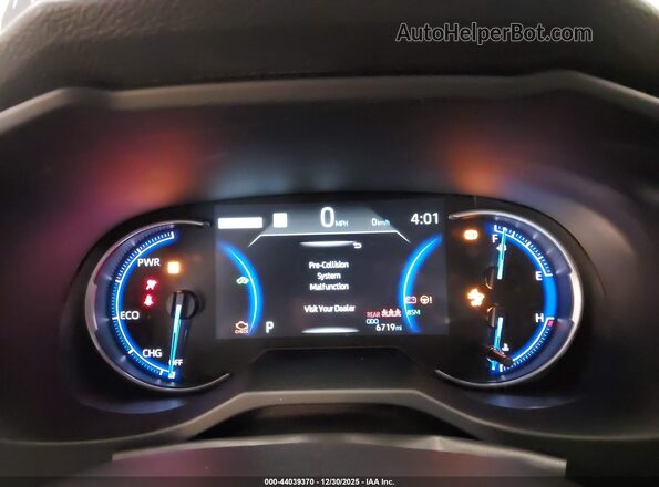 JTMRWRFV4SJ076475 2025 TOYOTA LE Pewter Widok tylnych siedzeń
